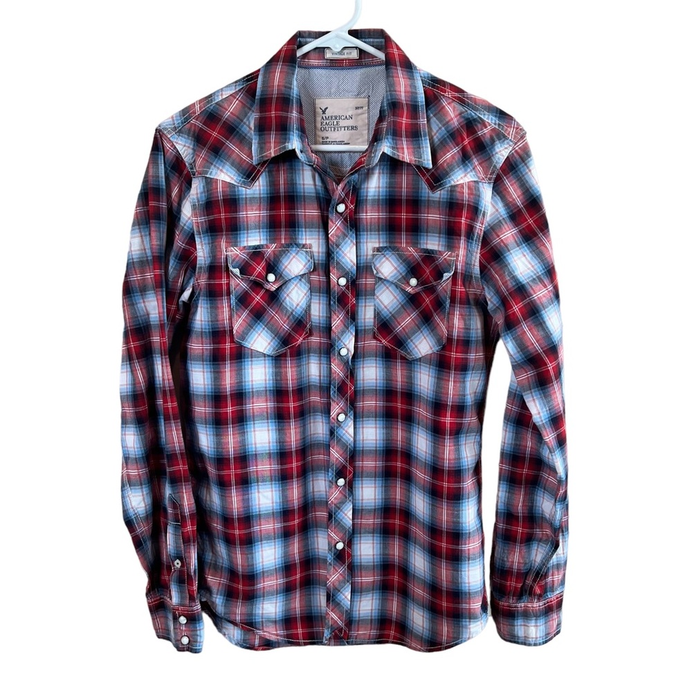 American Eagle plaid long sleeve button down size small vintage fit (listing#53